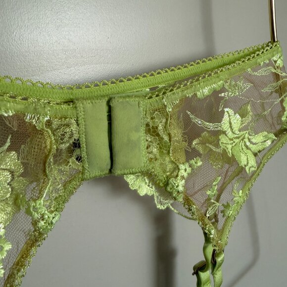 Honey Birdette Whitney Lime Green Lace Bra & Garter Belt Set (34D / XS) - Picture 7 of 7